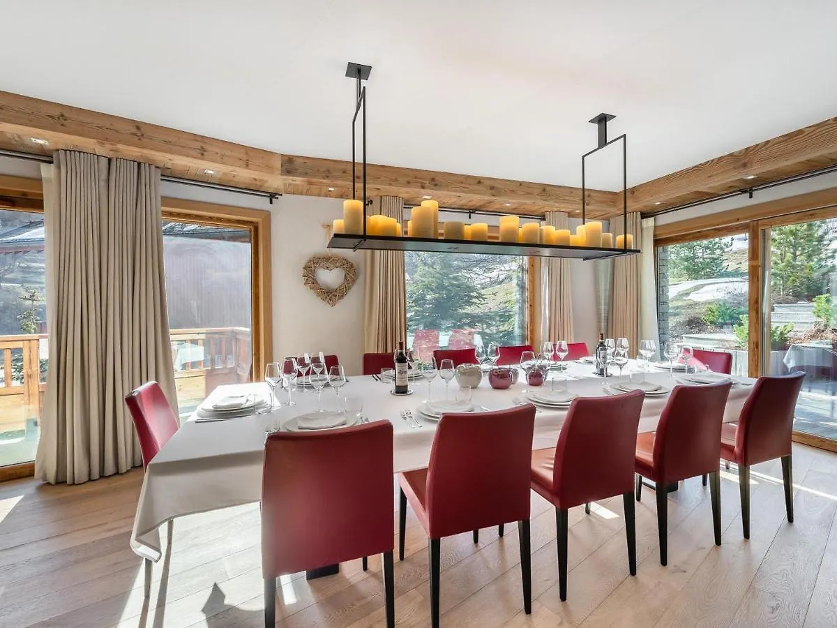 Chalet De Luxe Avec Demi-Pension Et Espace Bien-Etre A 2 Min Des Pistes - Fr-1-566-44 Les Allues